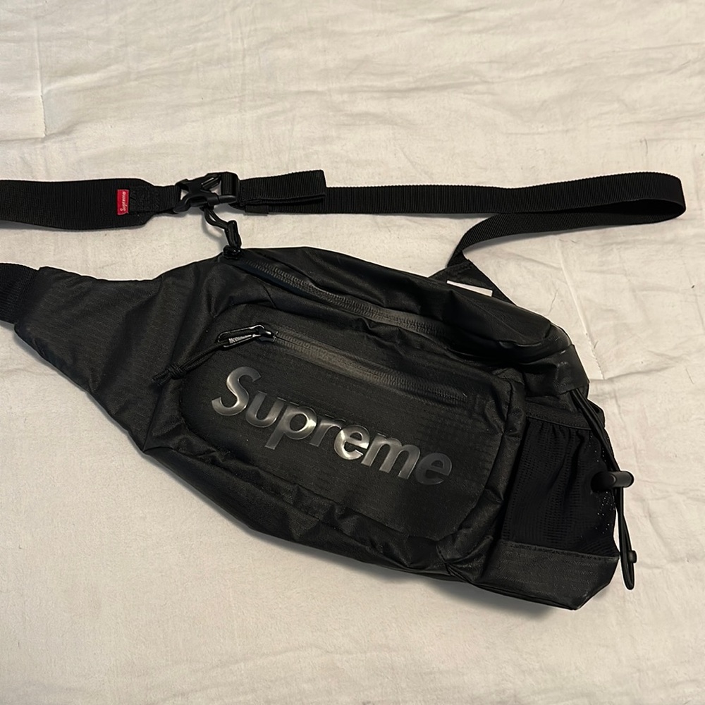 Authentic Supreme Fanny pack